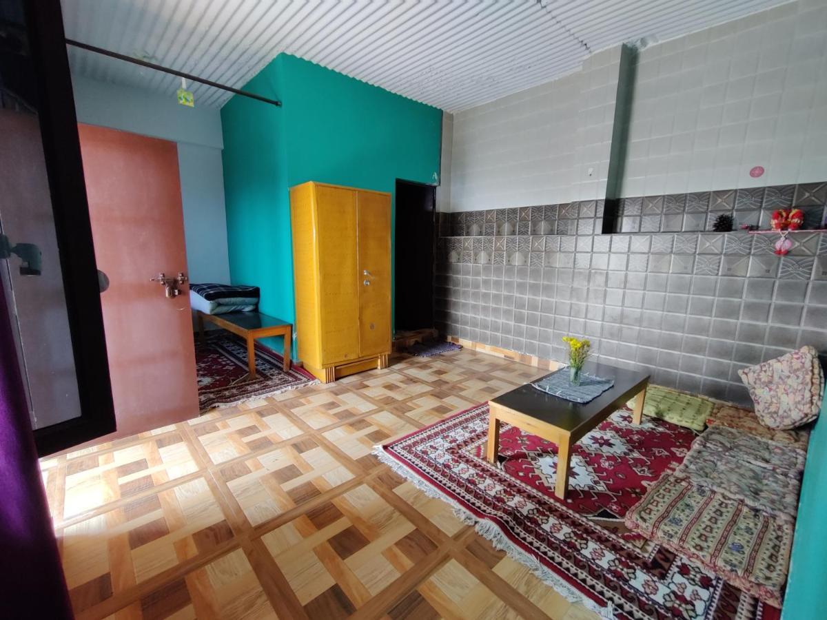 Bhanu Homestay, Kasar Devi Almora Kültér fotó